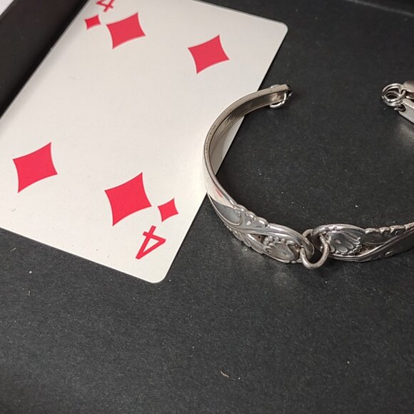 Cute Vintage Spring Glory Spoon Bracelet - Picture 7 of 9